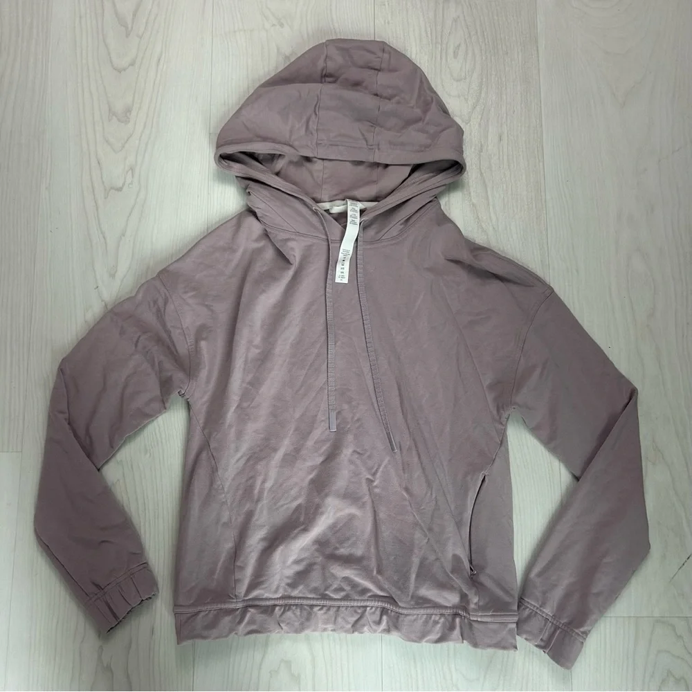 Lululemon Twisted and Tucked Blush Pink Pullover Hoodie Pump Cover Size 4